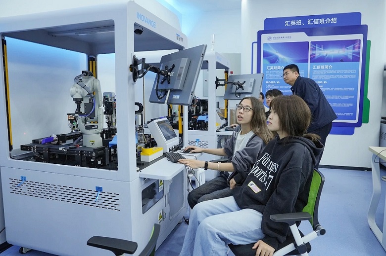 深圳职业技术大学 | 深职大与华为共建产业学院